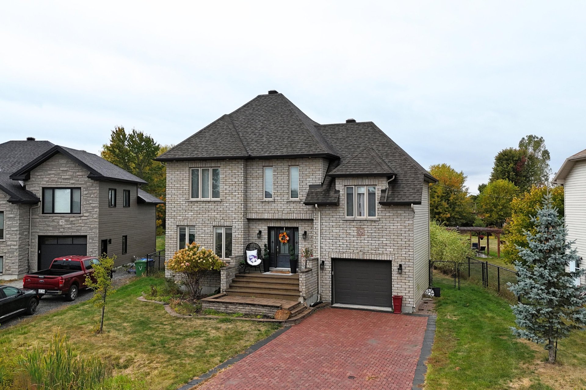 77 Rue de Ste-Monique 