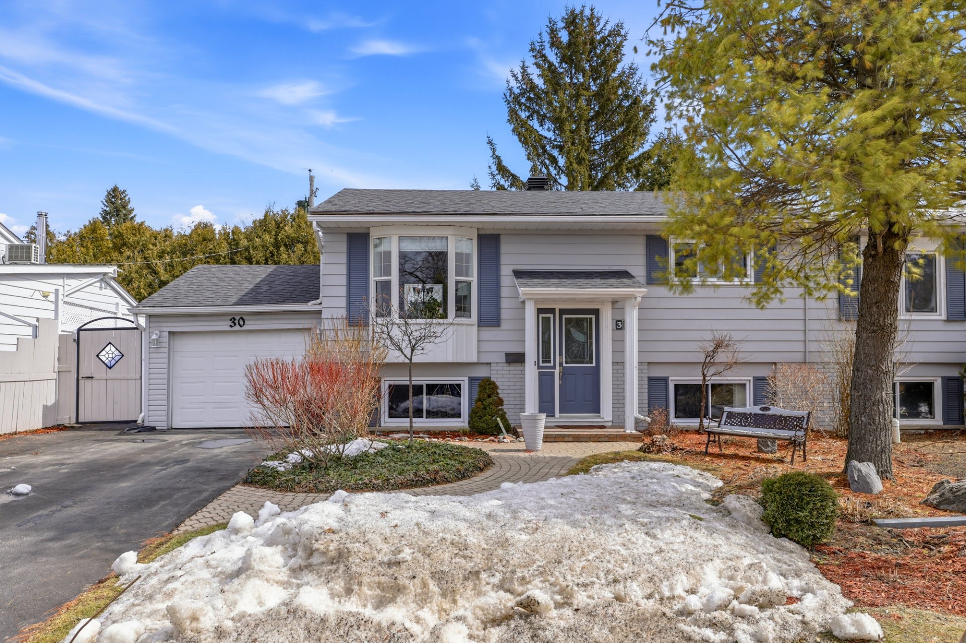 30 Rue de Louisbourg