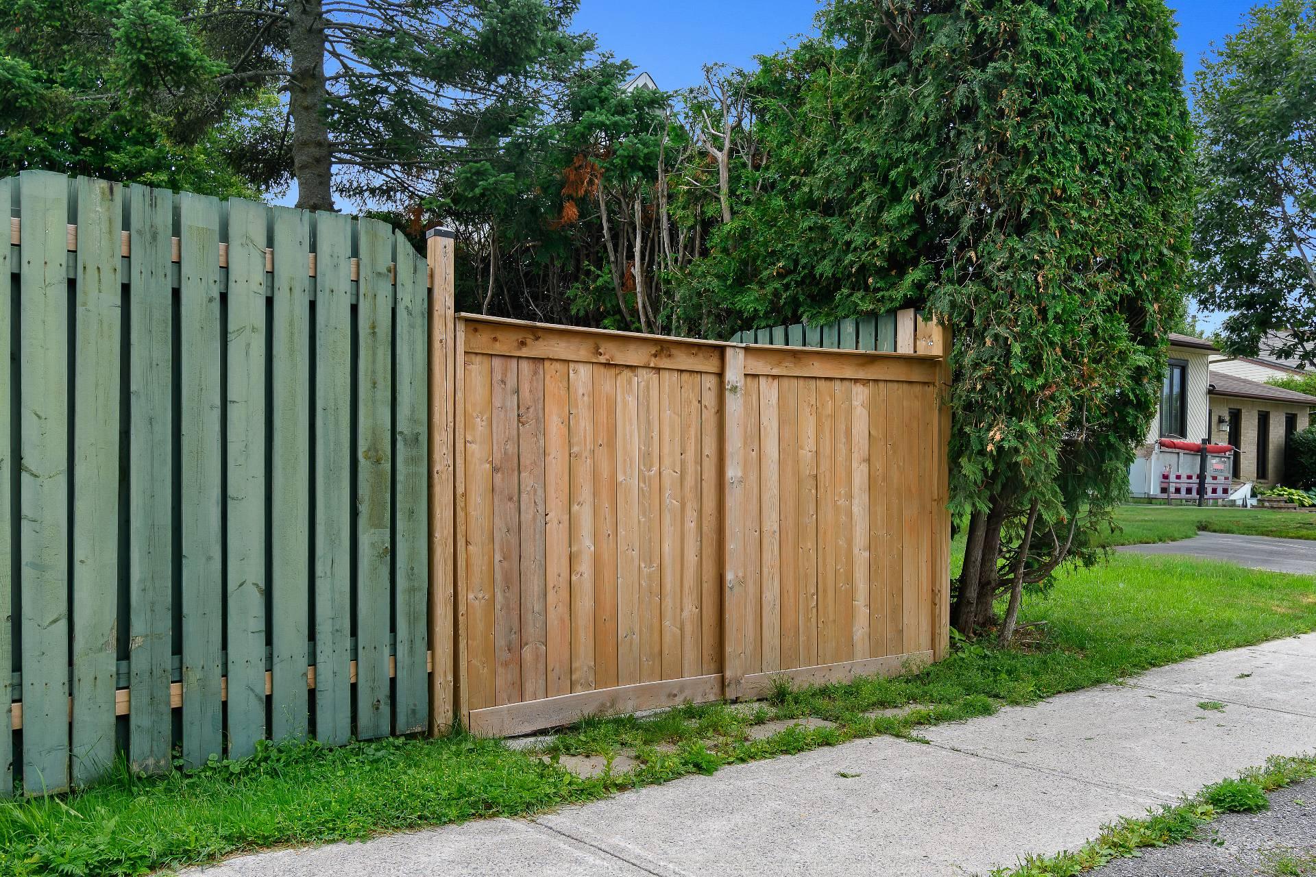Access to the backyard