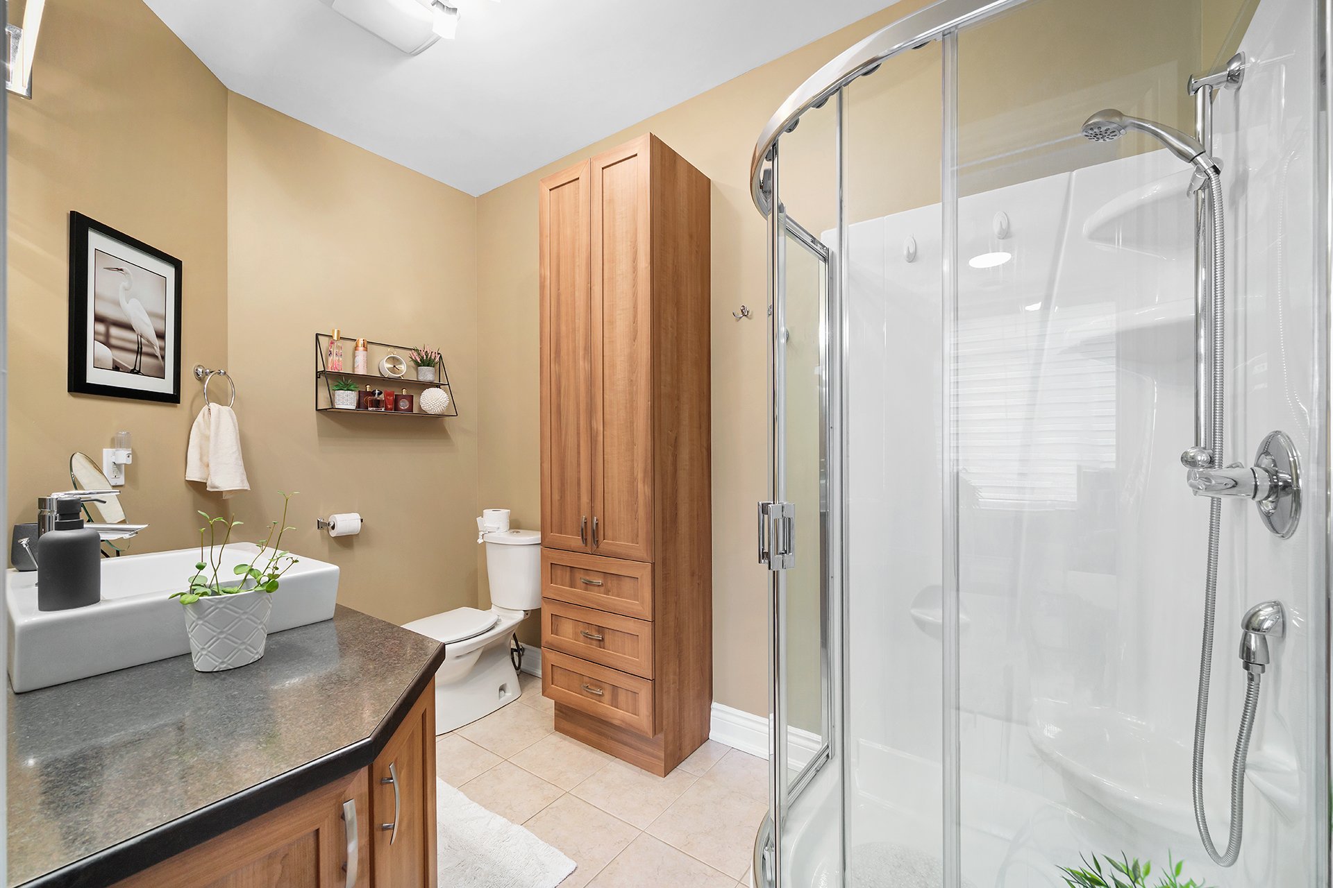 Ensuite bathroom