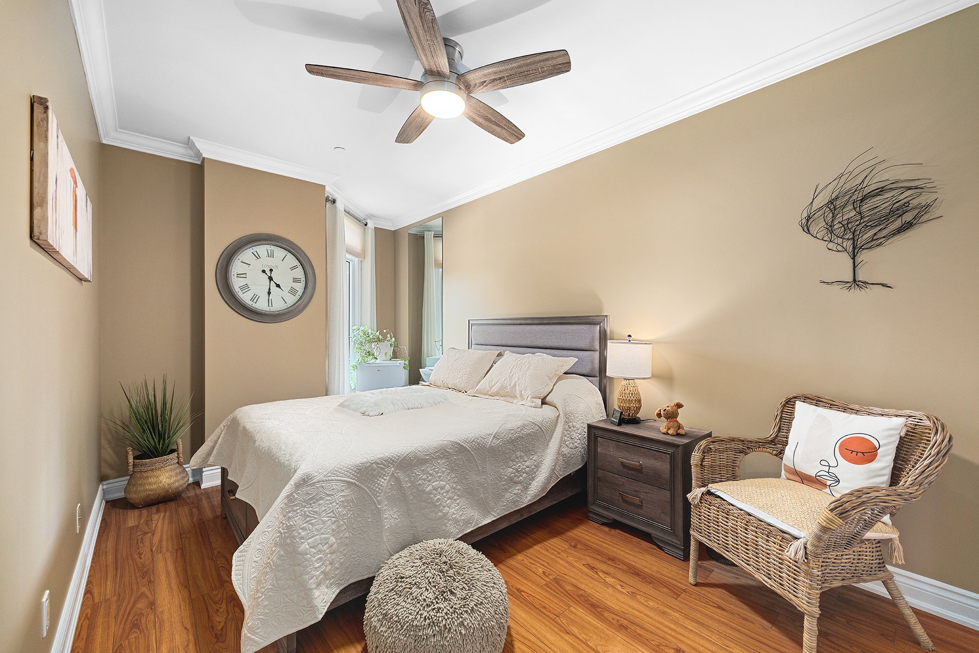 Bedroom