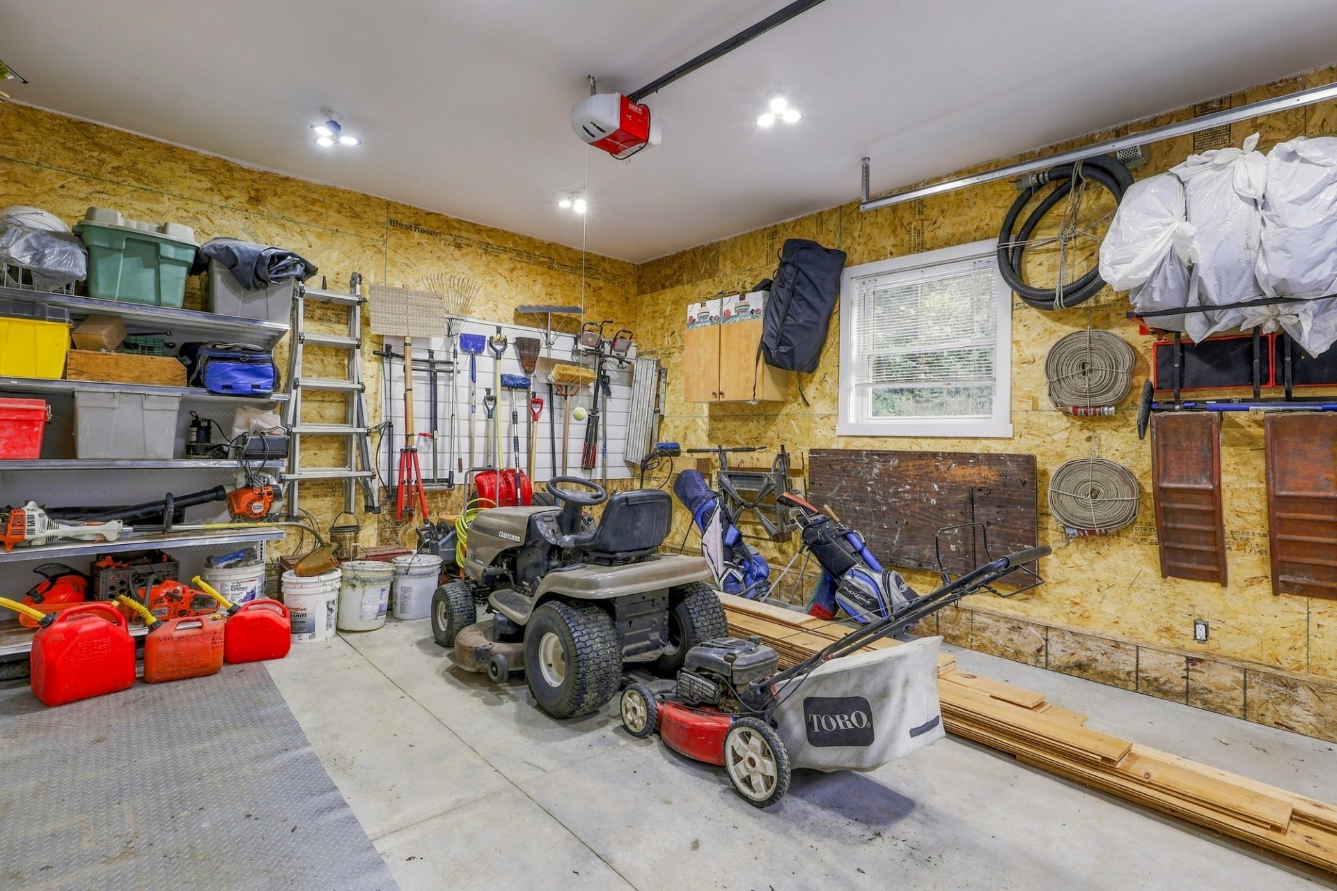 Garage