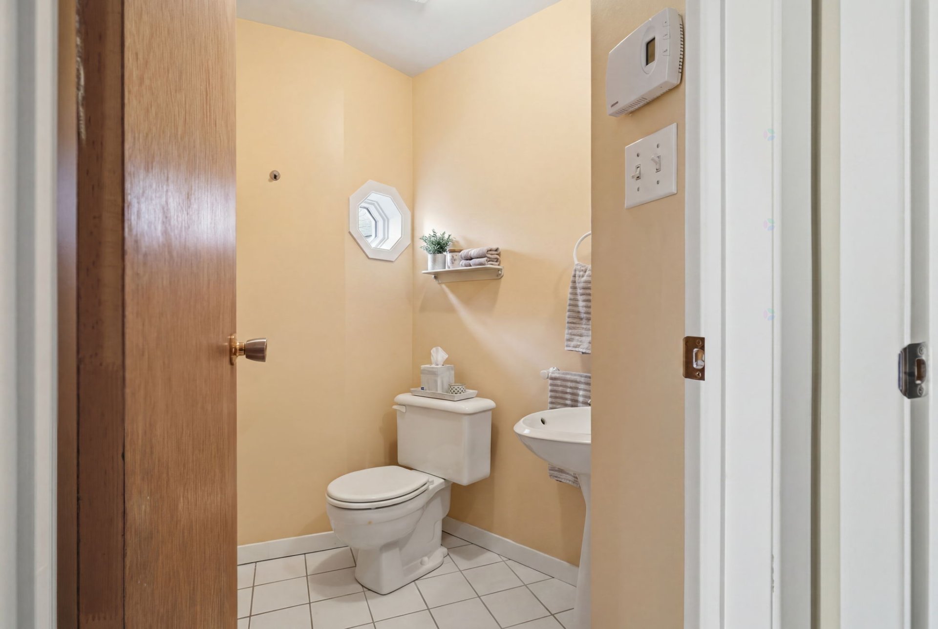 Powder room