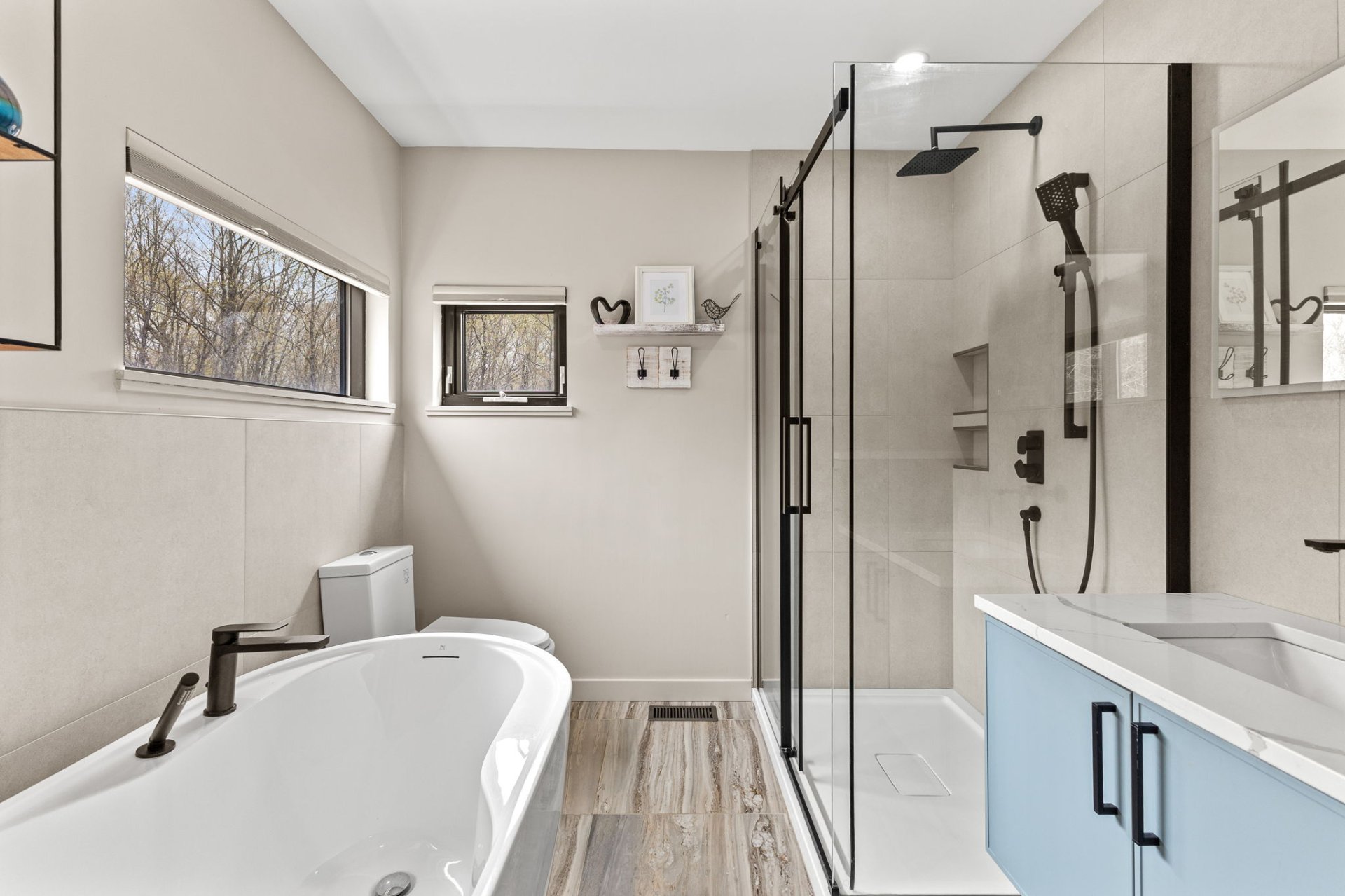 Ensuite bathroom