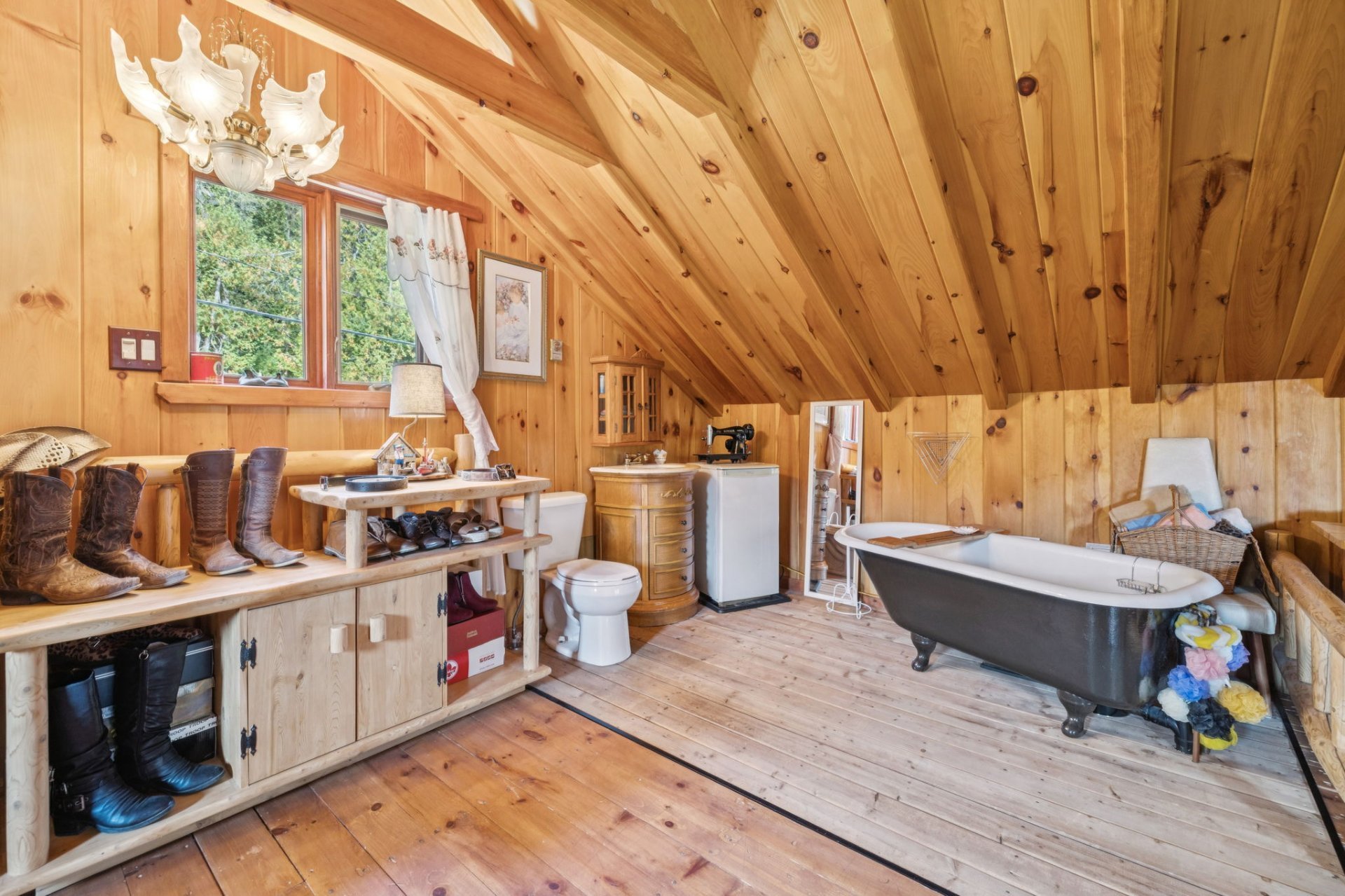 Ensuite bathroom