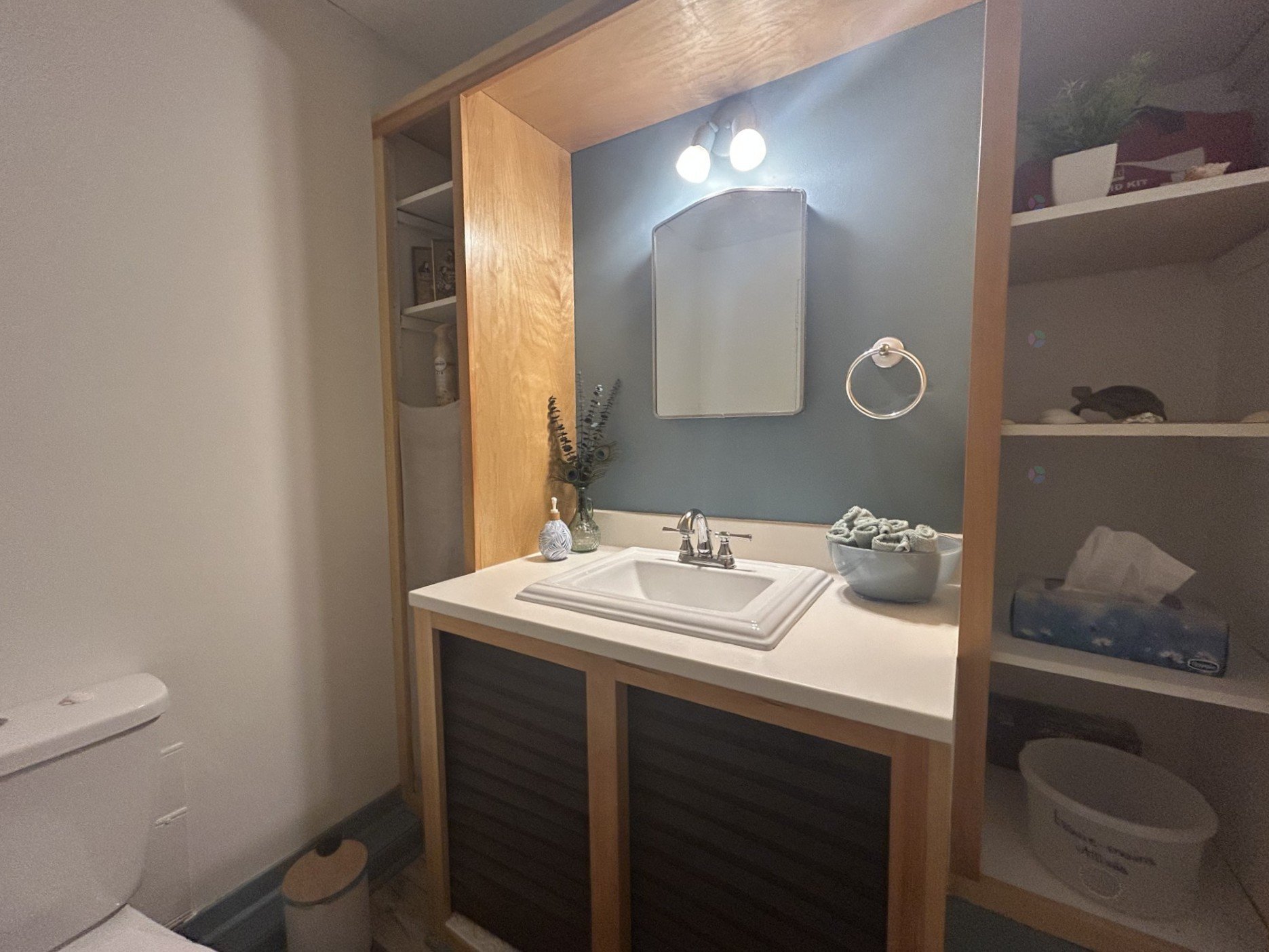 Powder room