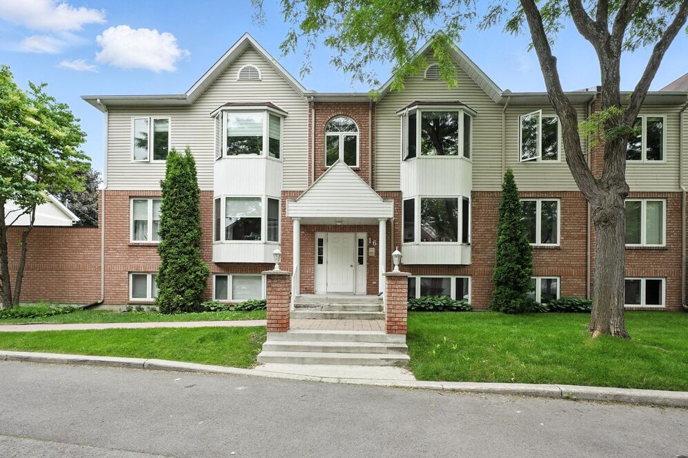 16 Rue de Laterrière 3