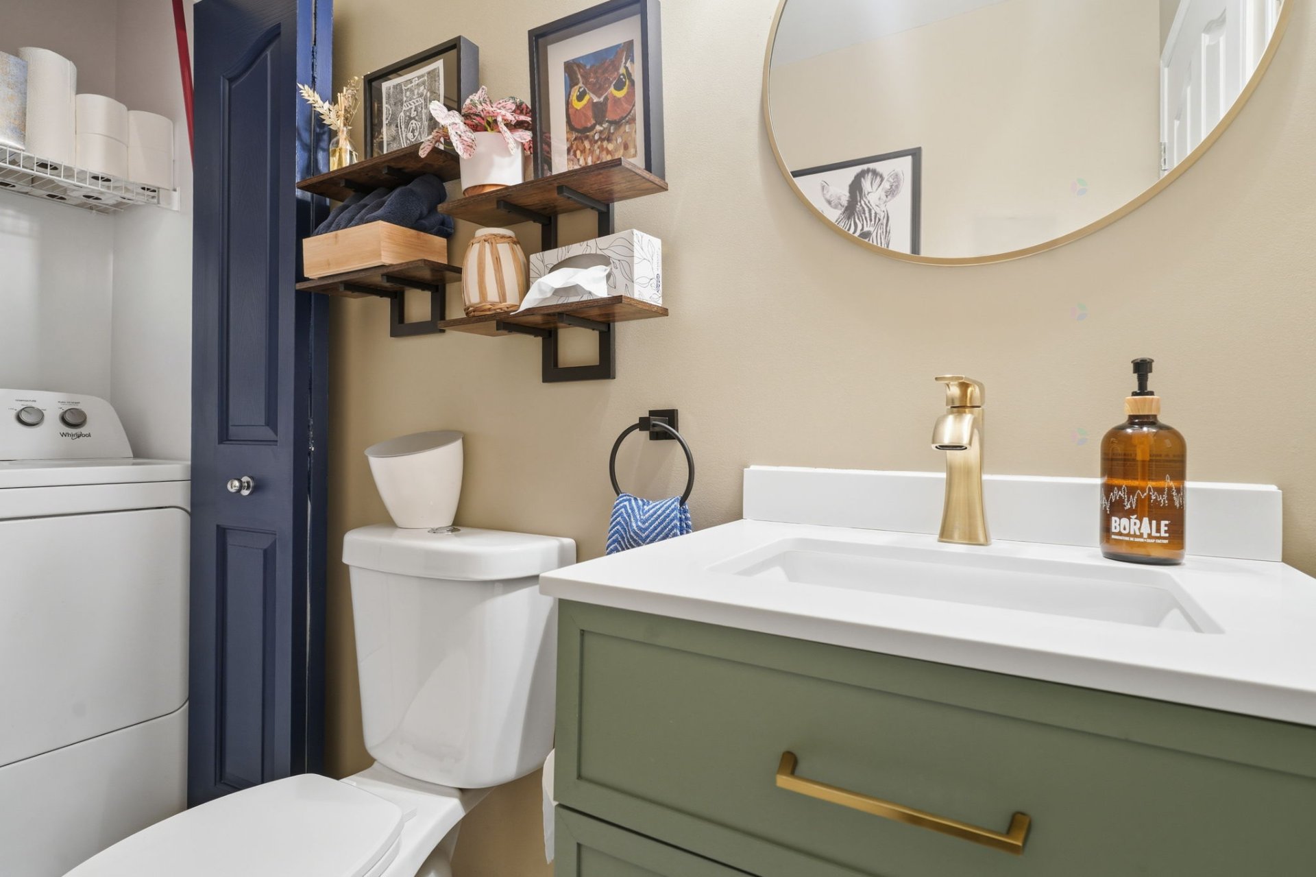 Powder room
