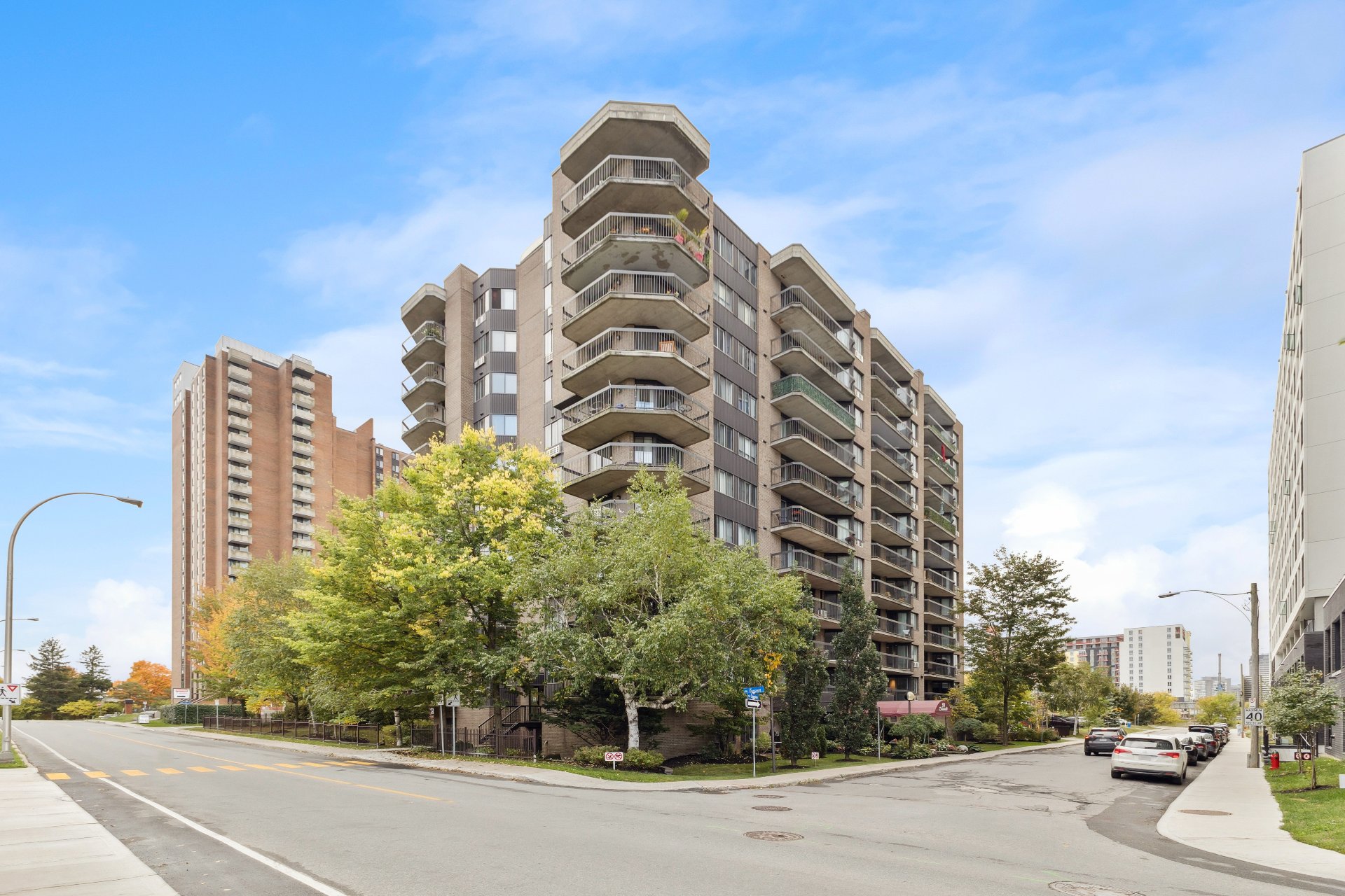 50 Rue Dussault 1008