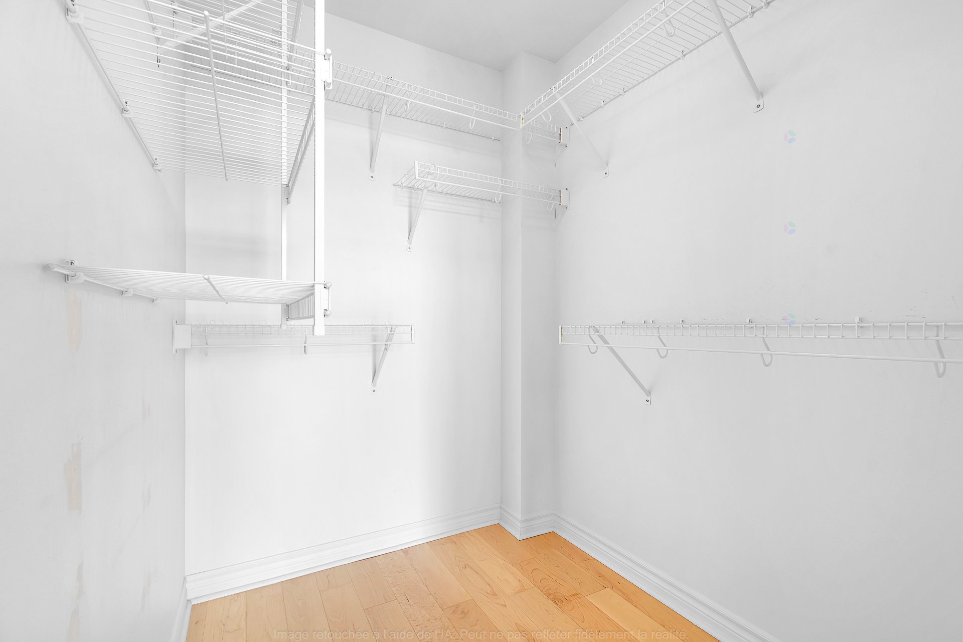 Walk-in closet