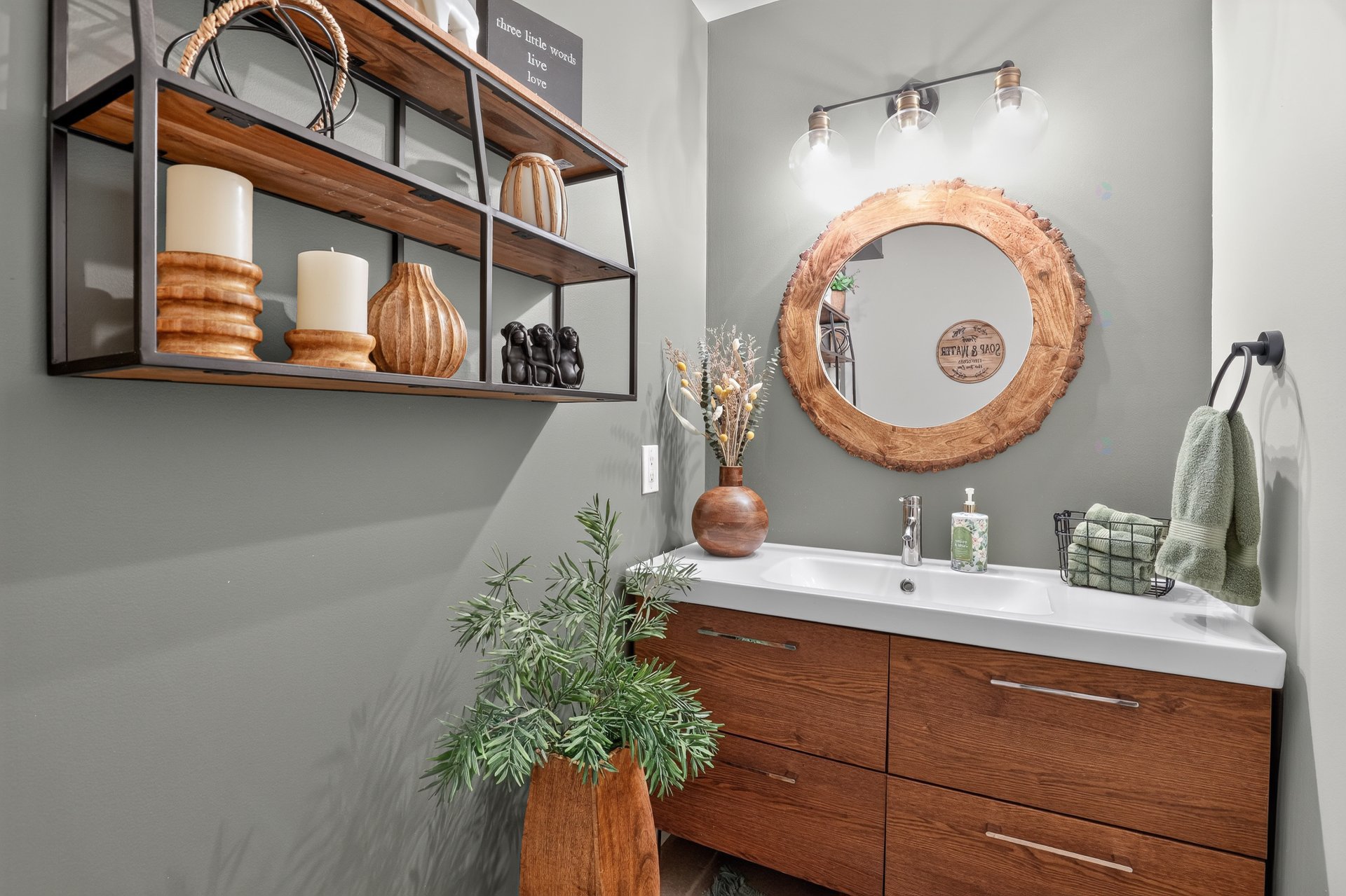Powder room