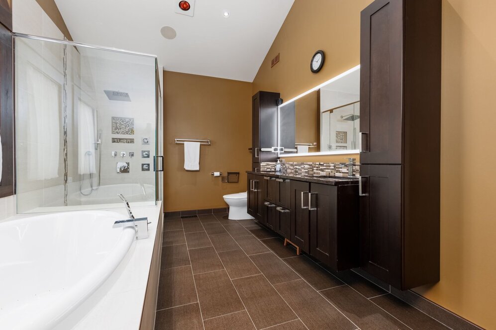 Salle de bains attenante à la CCP