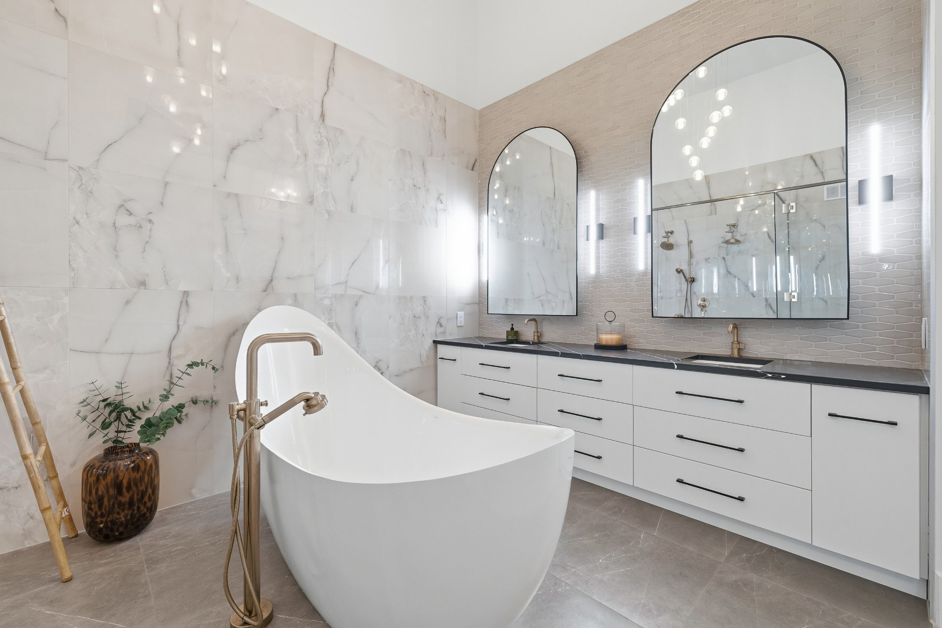 Ensuite bathroom