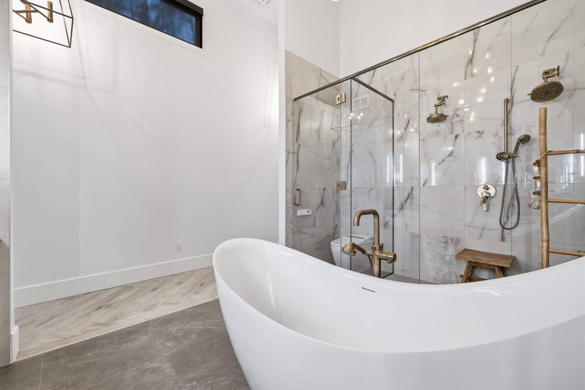 Ensuite bathroom
