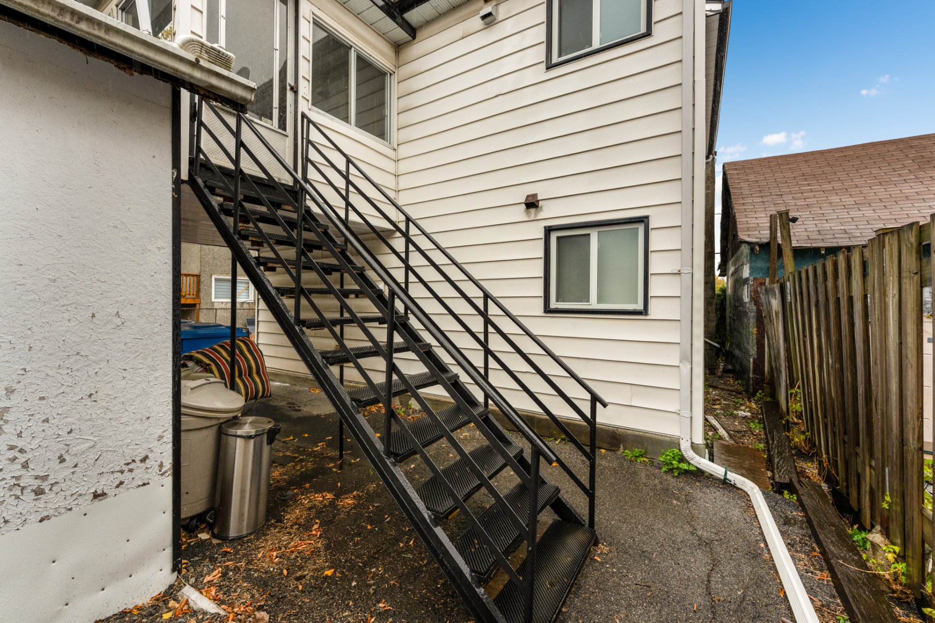 leading to the dwelling