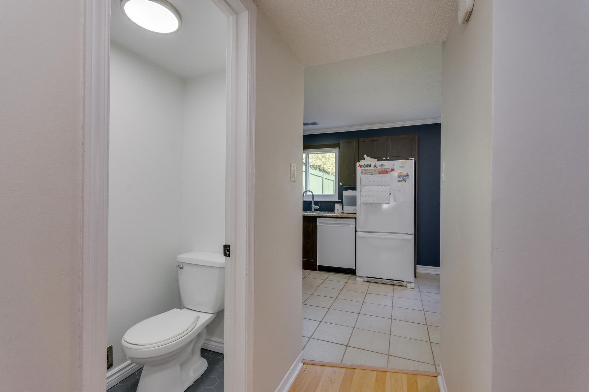 Powder room