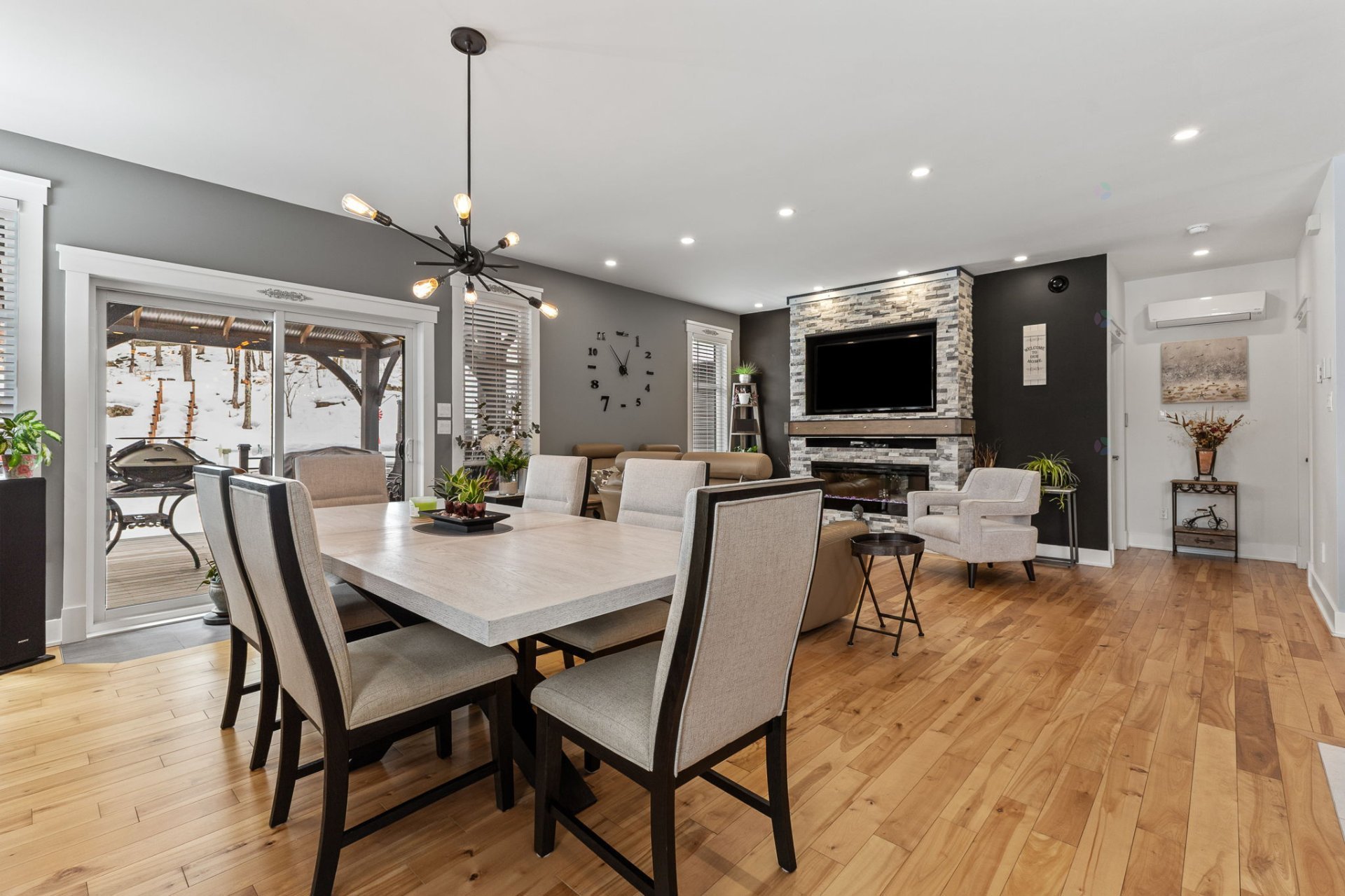 Dining room