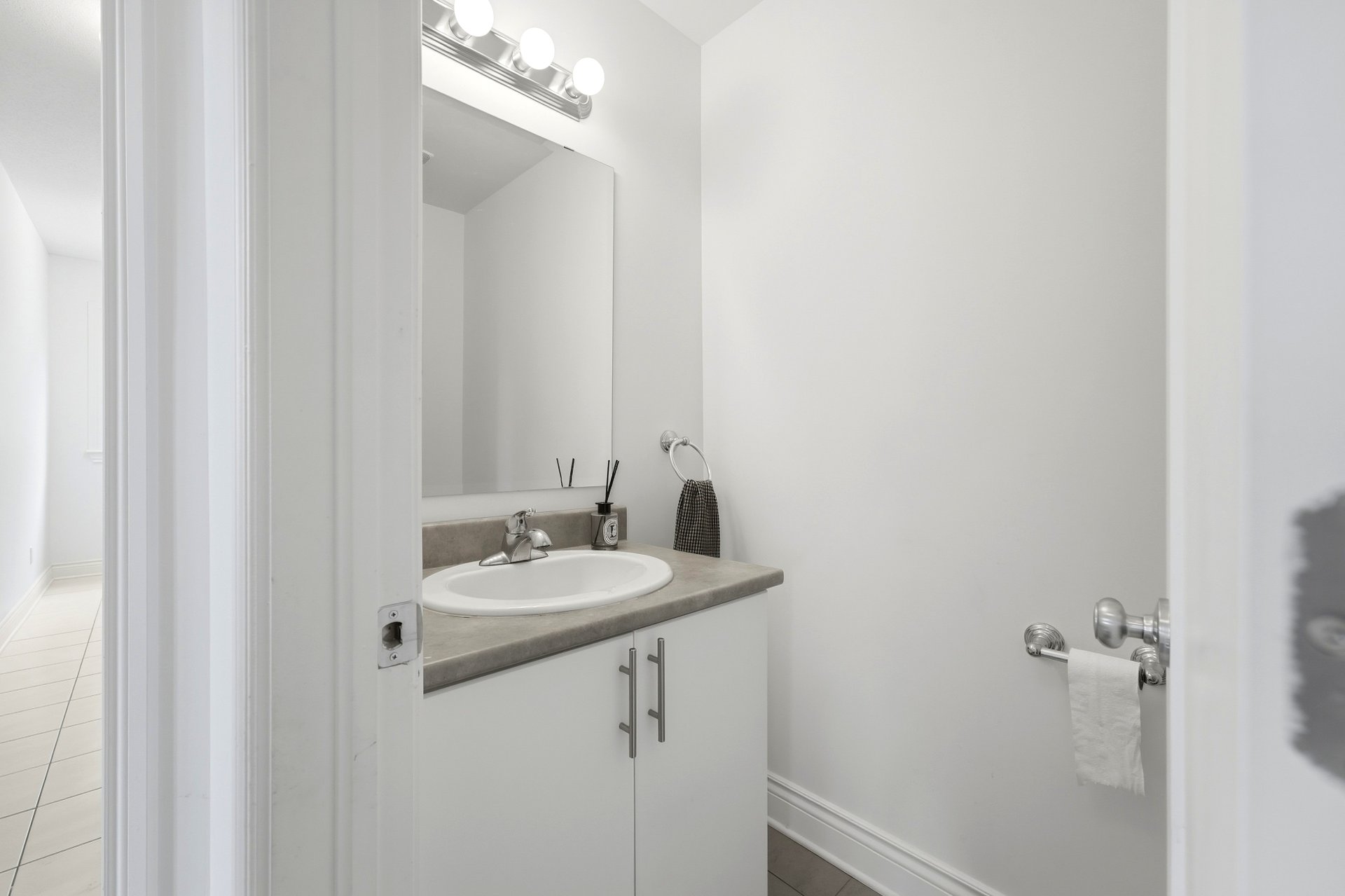 Powder room