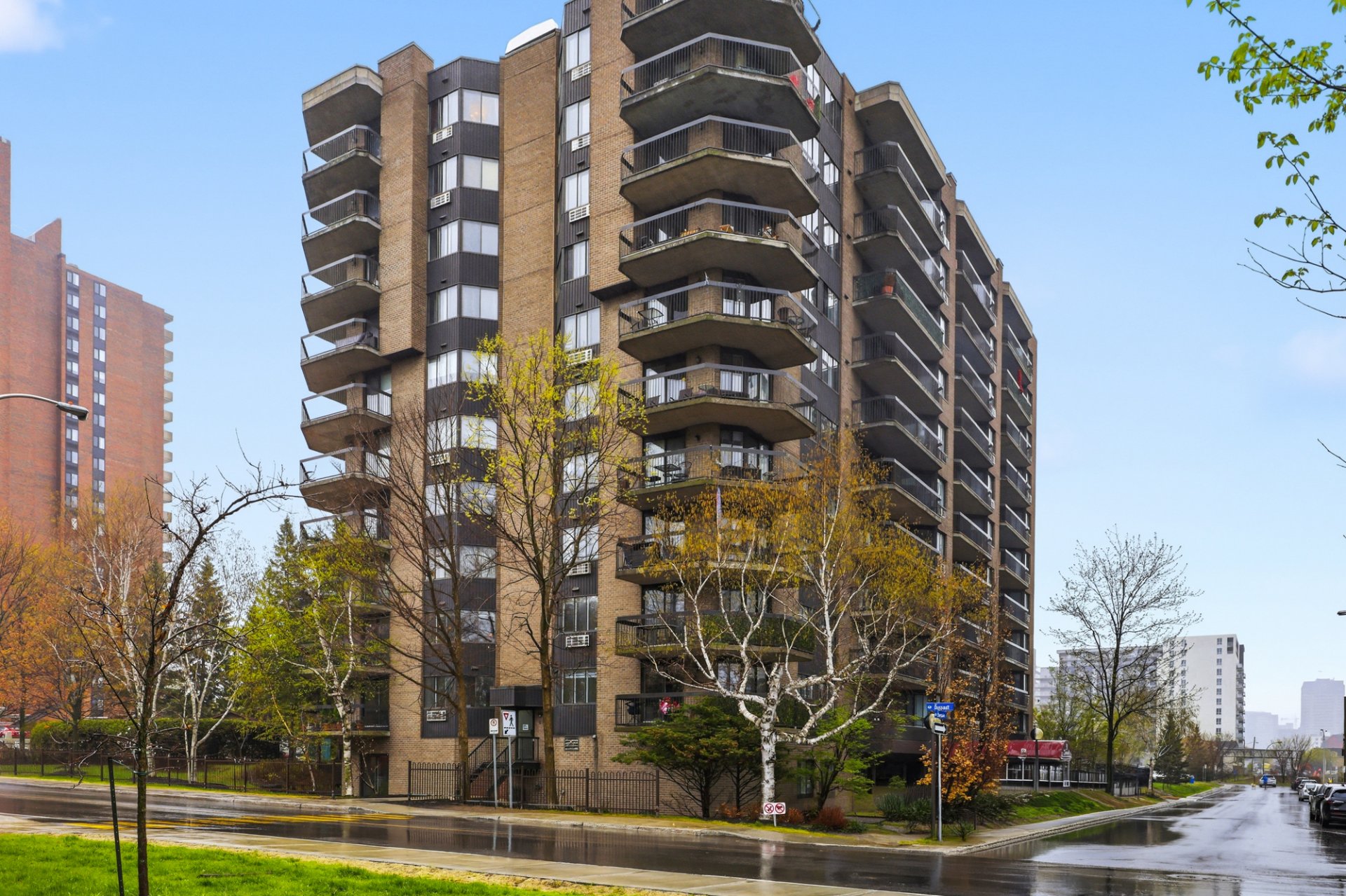 50 Rue Dussault 408