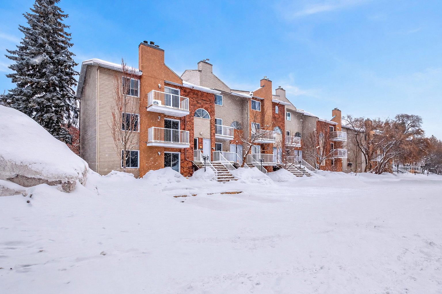 339 Boul. St-Raymond 