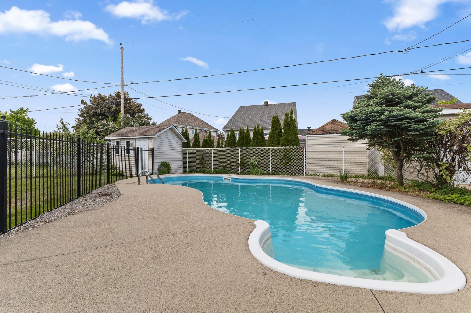 Pool