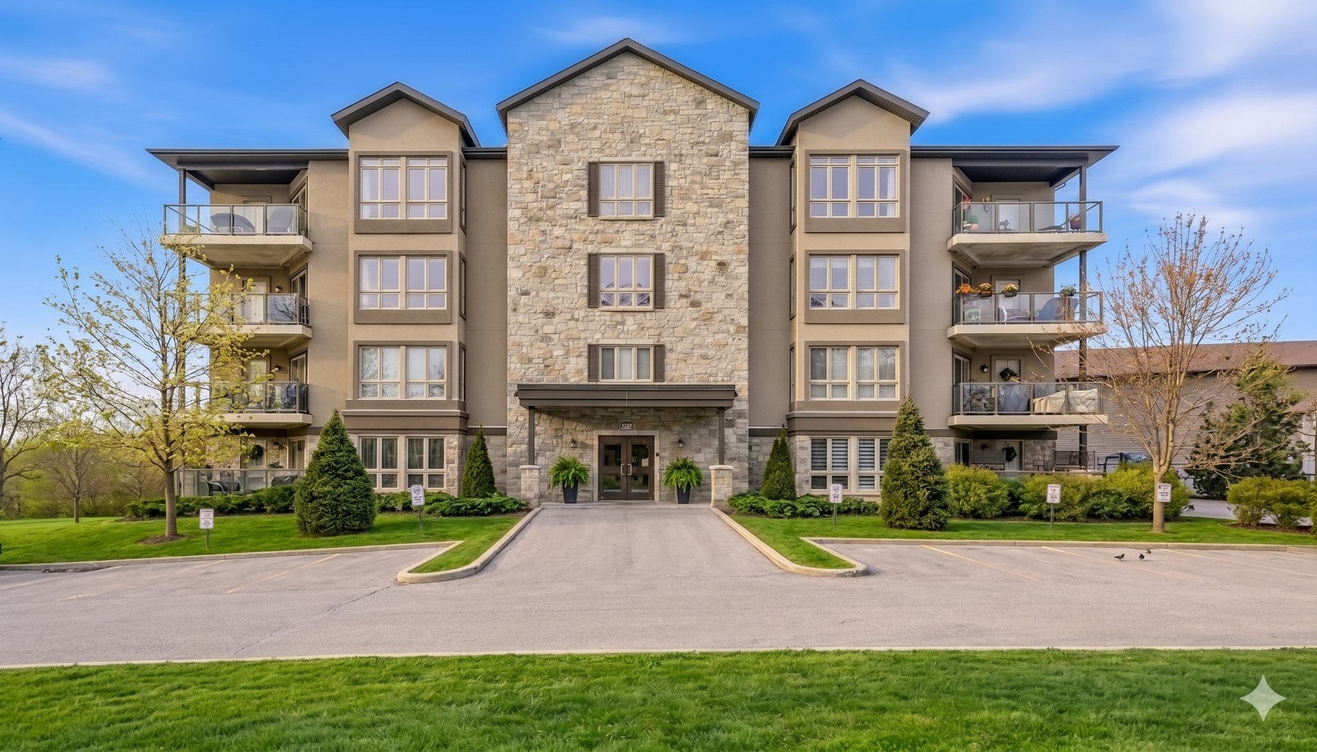 110 Rue du Pavillon 303