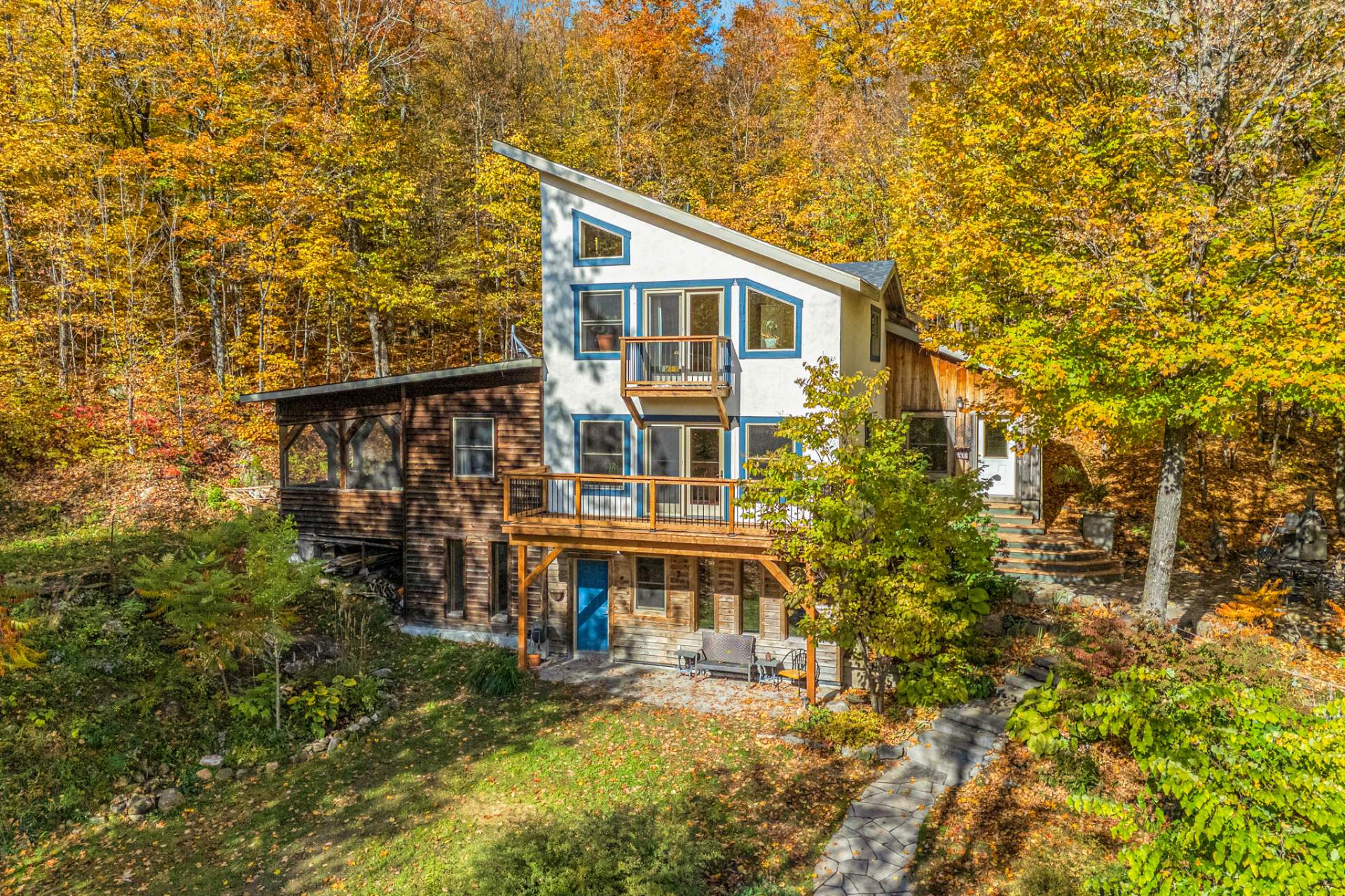 253 Ch. du Lac-Bernard 