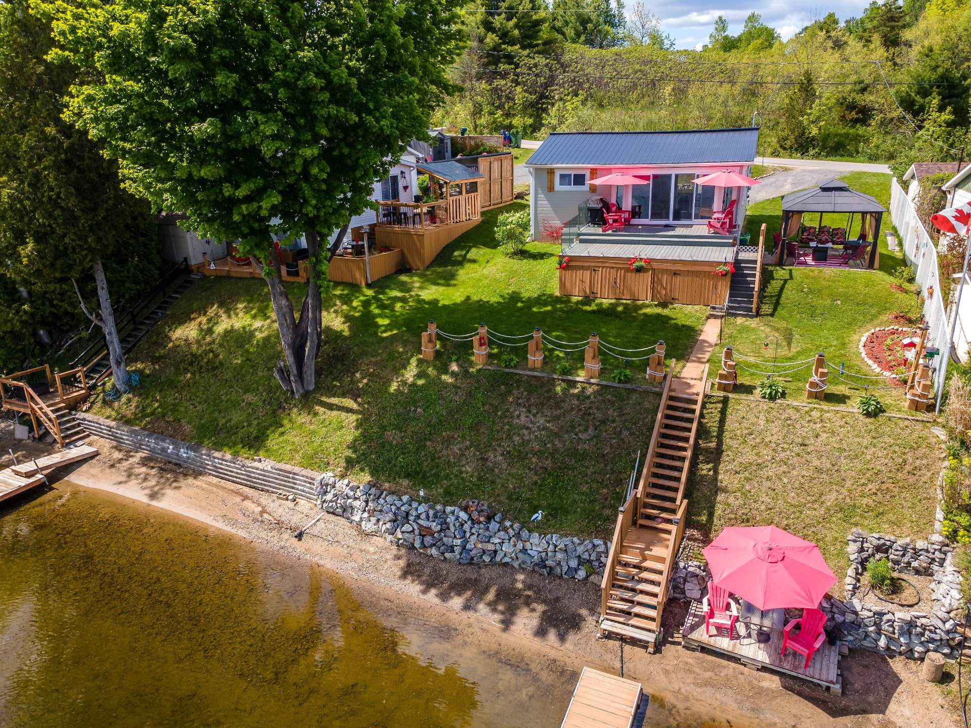 1413 Mtée St-Jean 