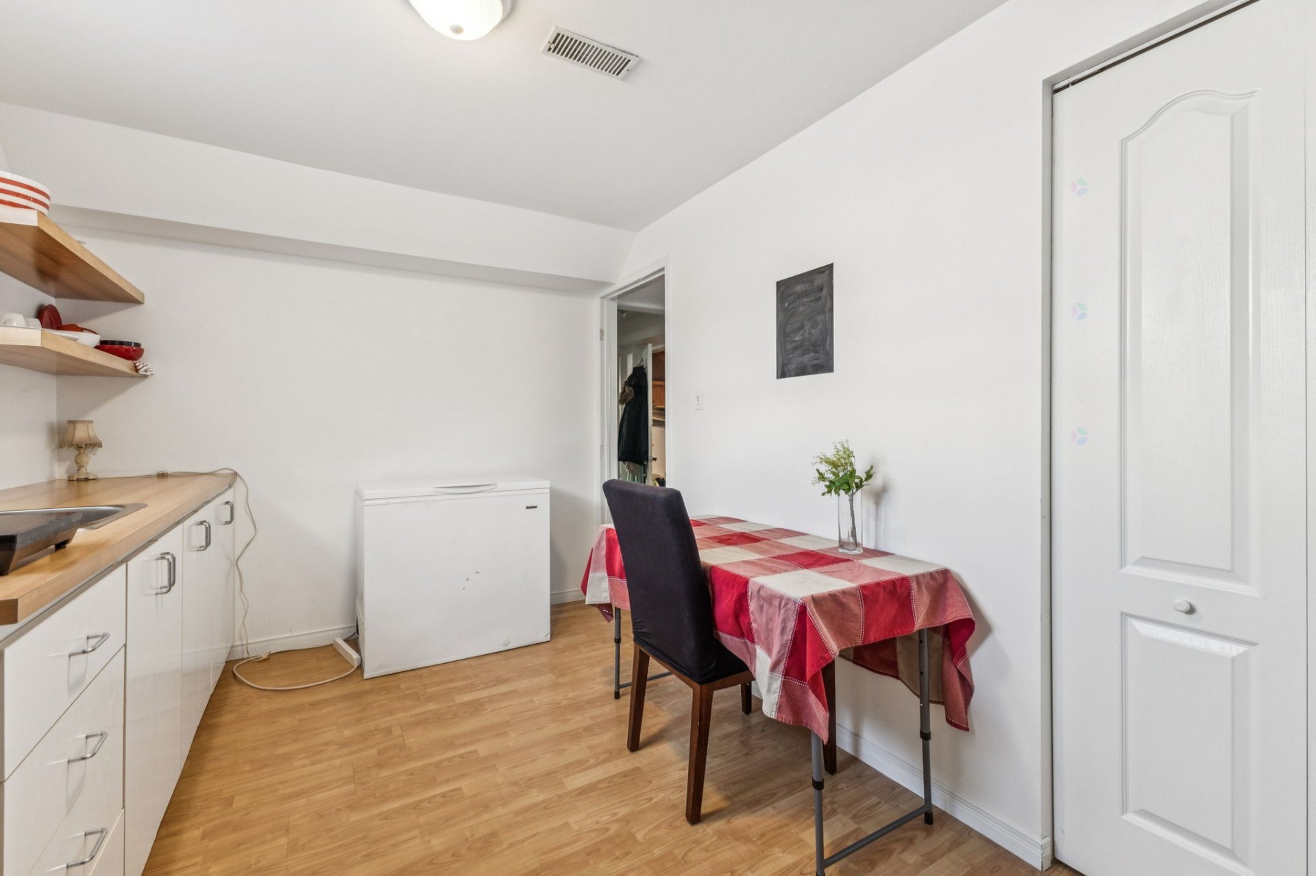 Kitchenette