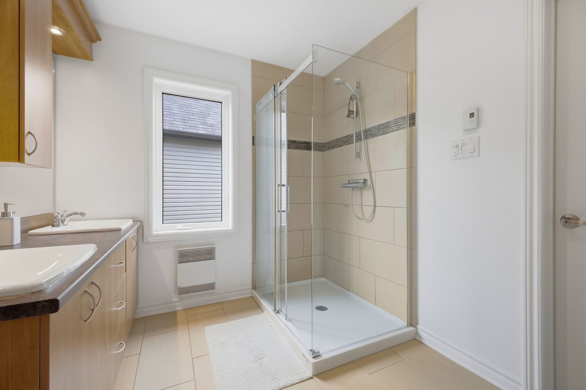 Salle de bains attenante à la CCP