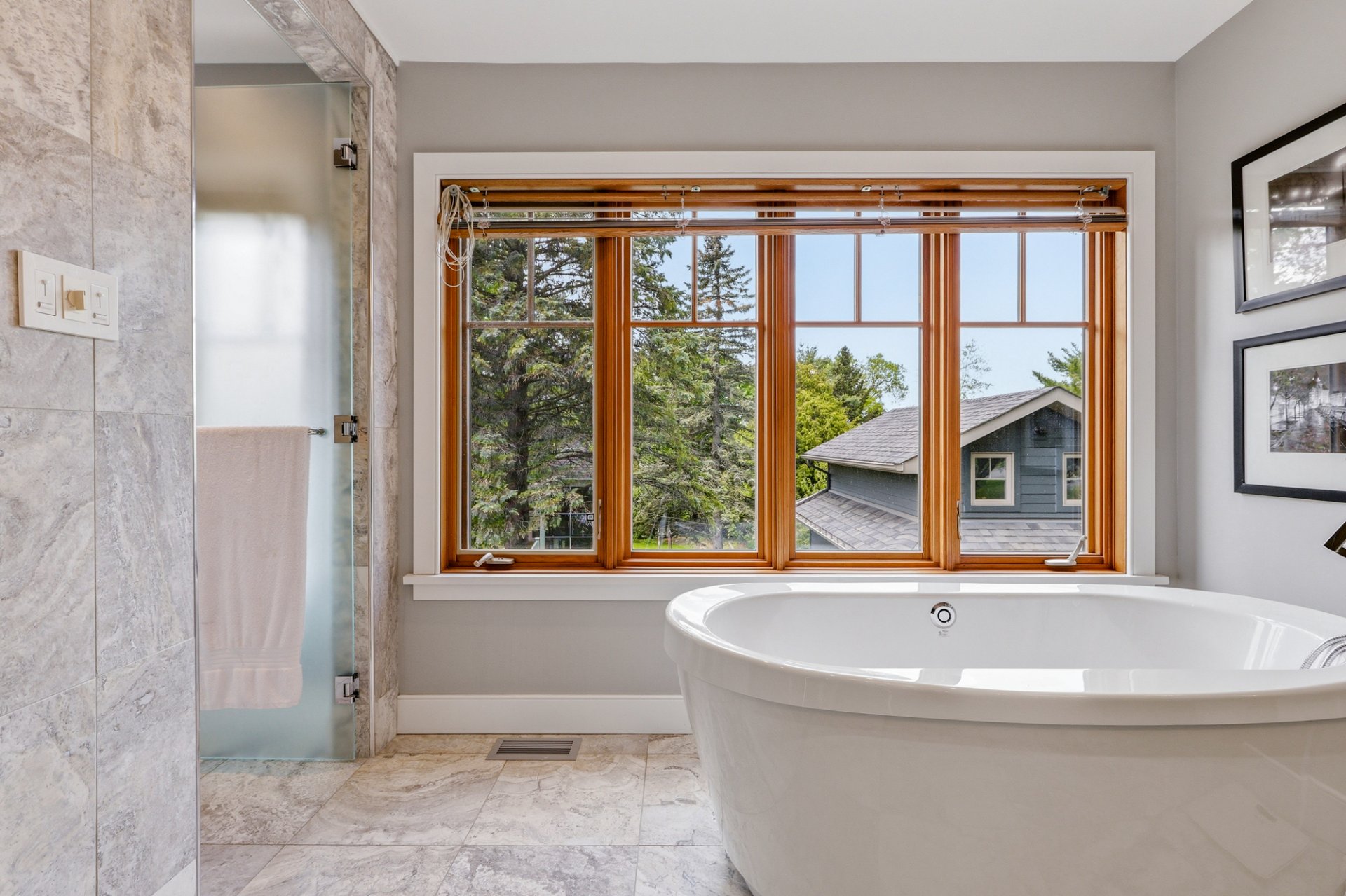 Ensuite bathroom