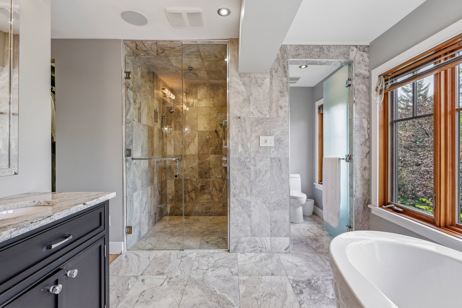 Ensuite bathroom