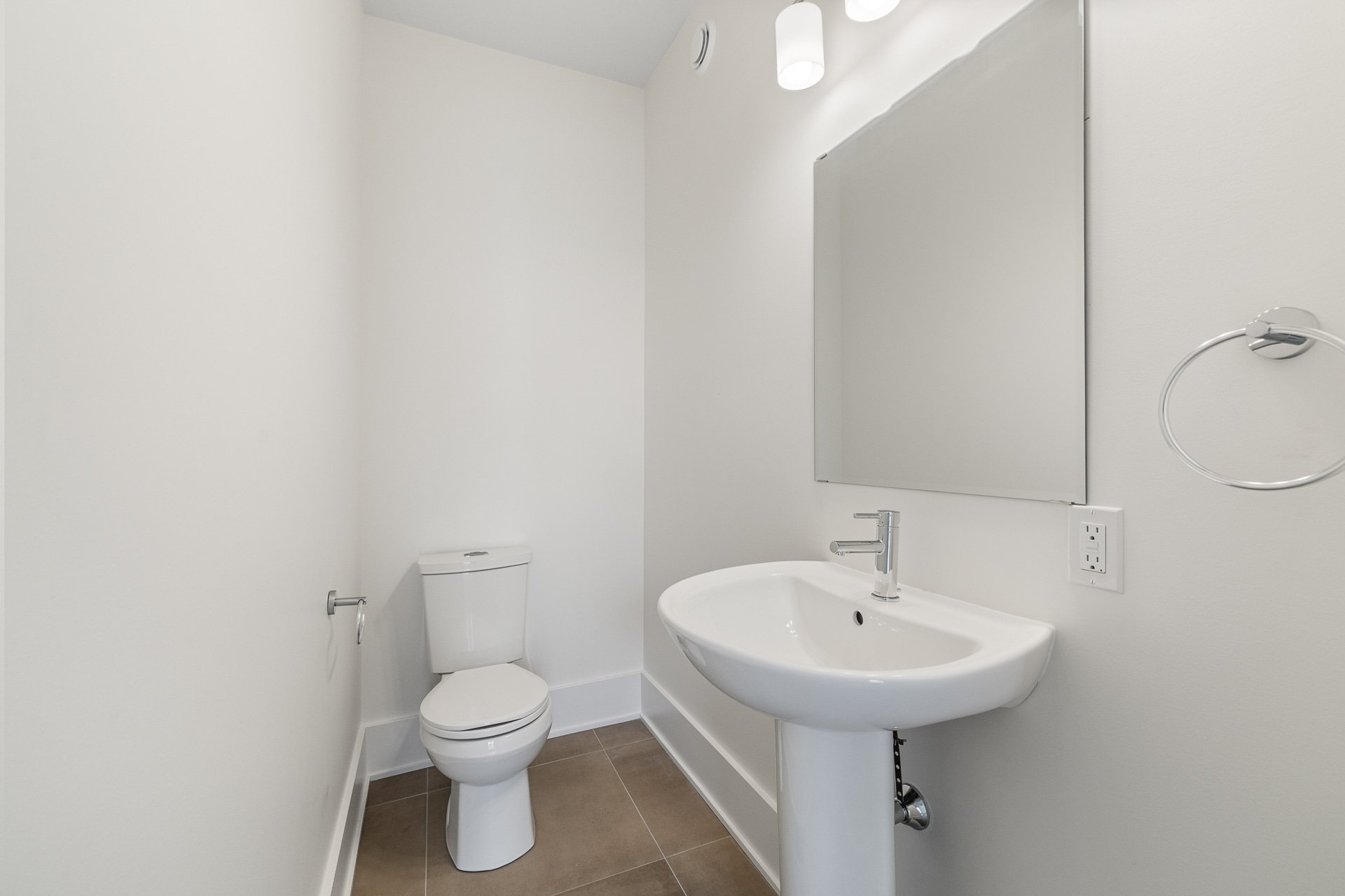 Powder room