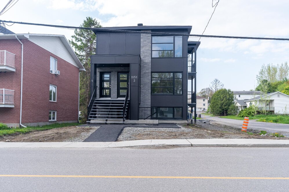 1151 Rue Notre-Dame 4