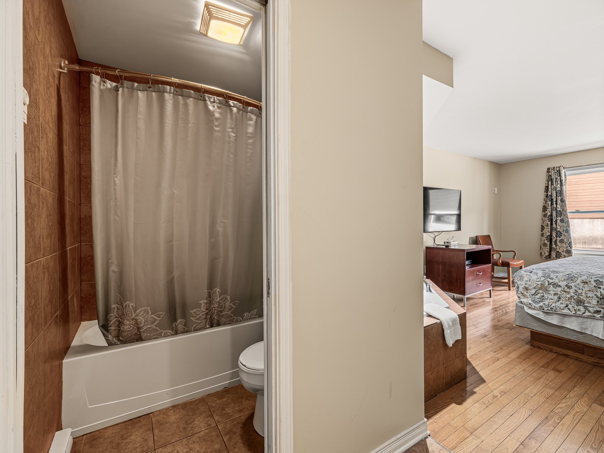 17-Room Motel — Model 02