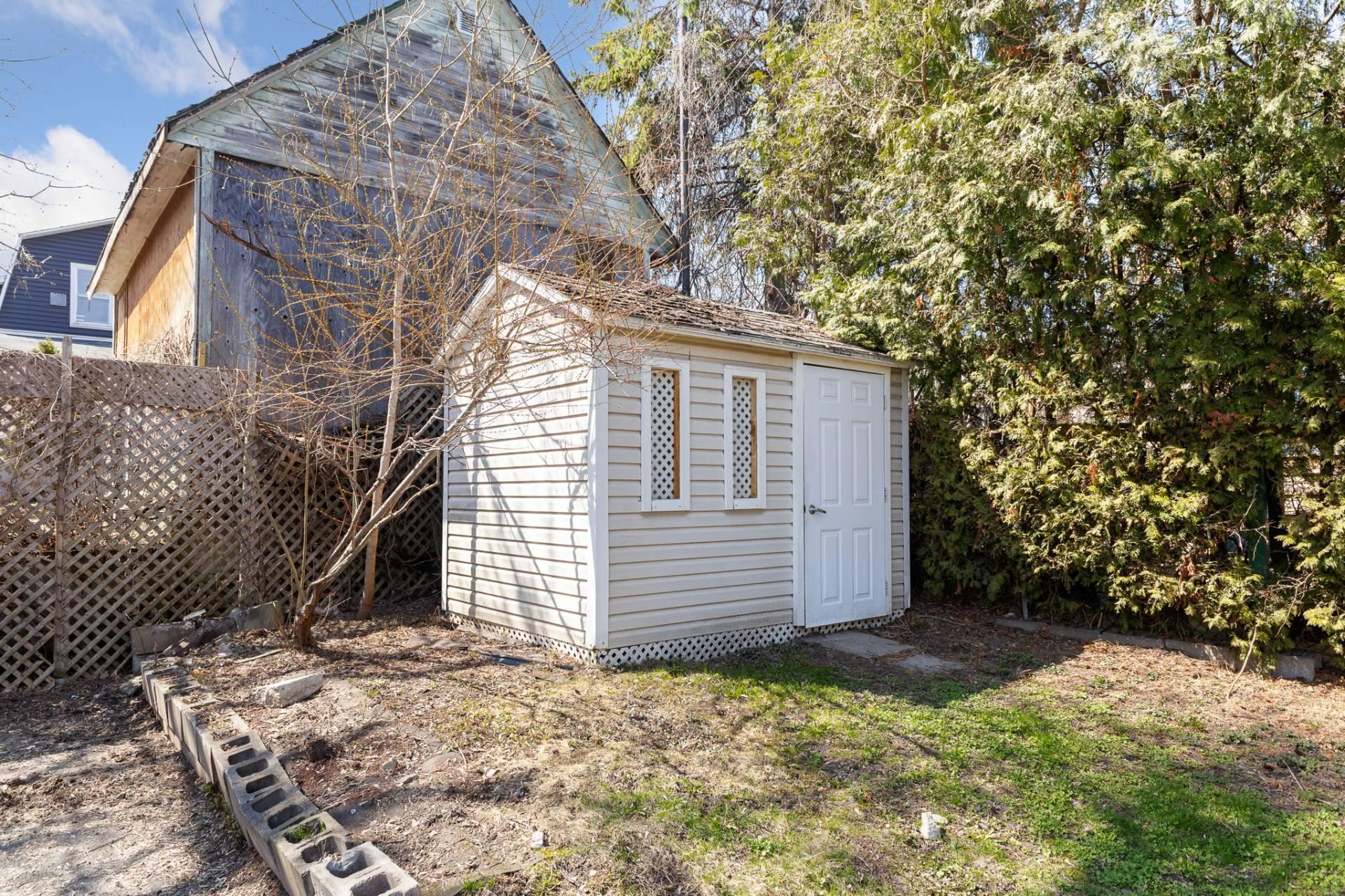 Shed