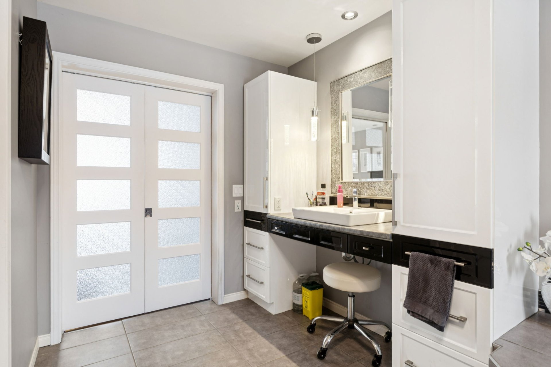 Salle de bains attenante à la CCP