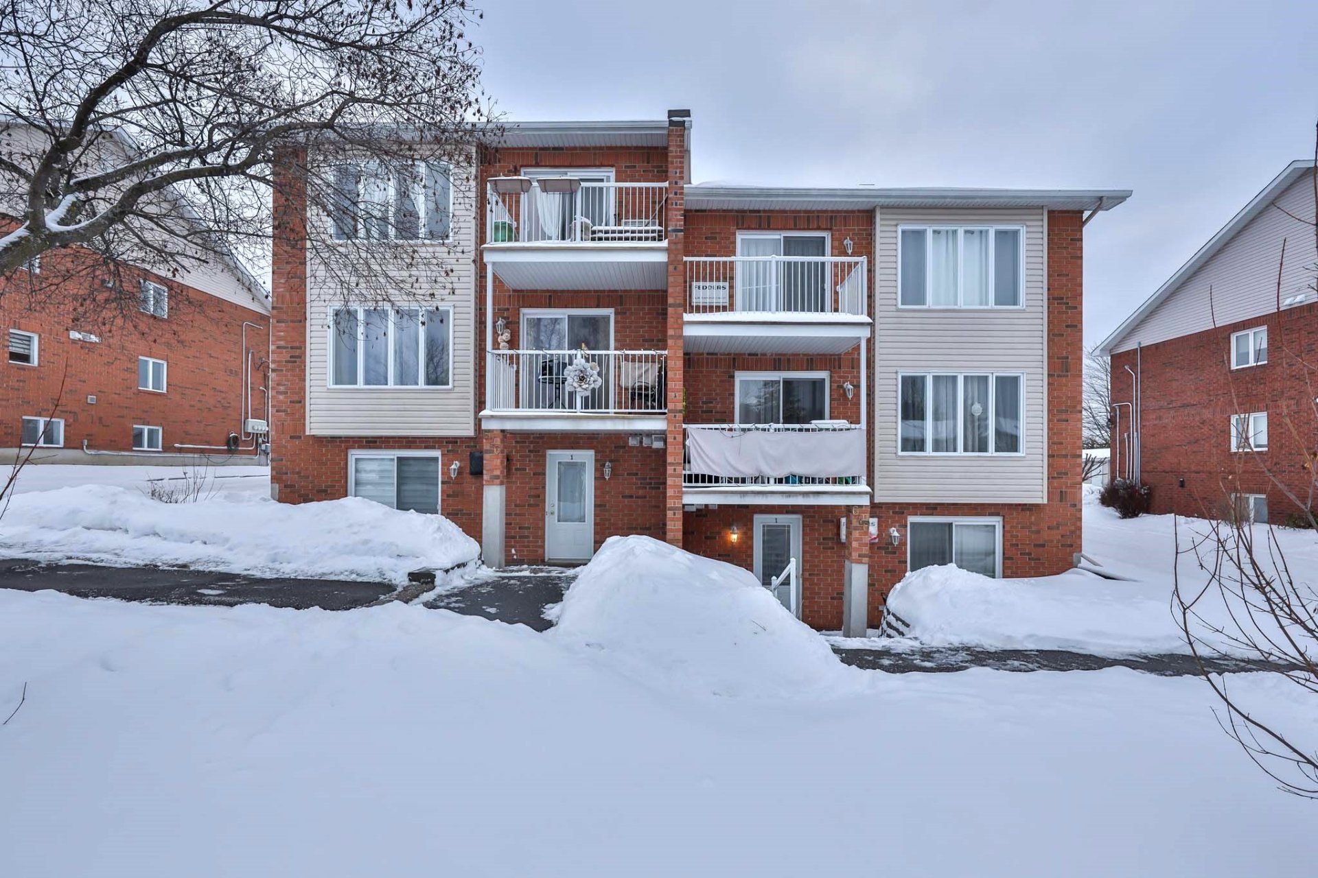 640 Boul. du Mont-Royal 