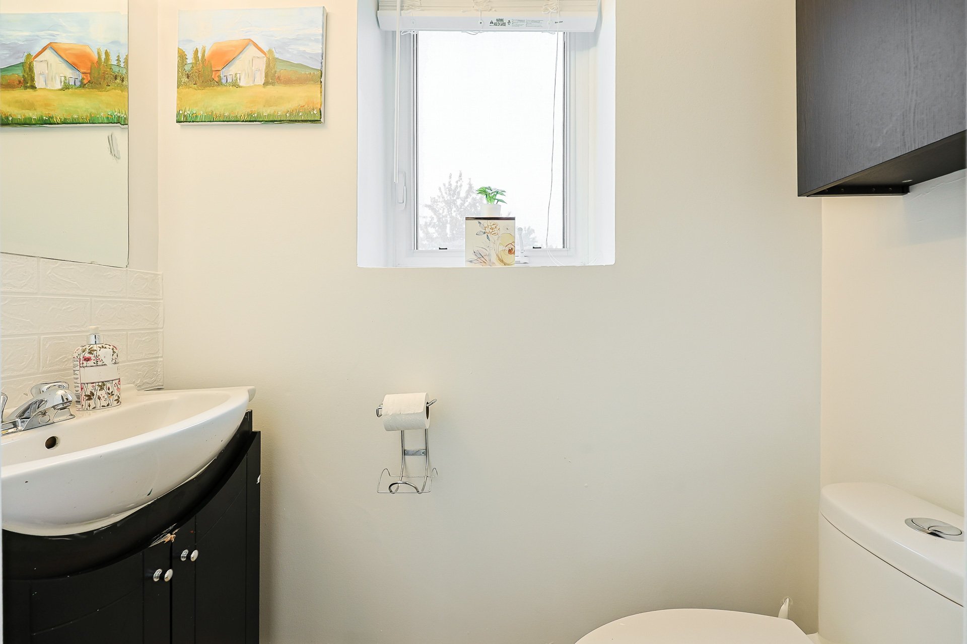 Powder room