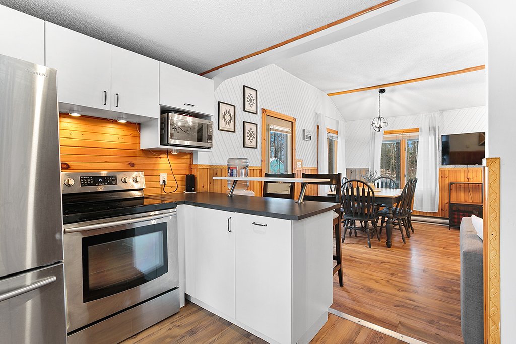 Cuisine - 4 Murray Hill