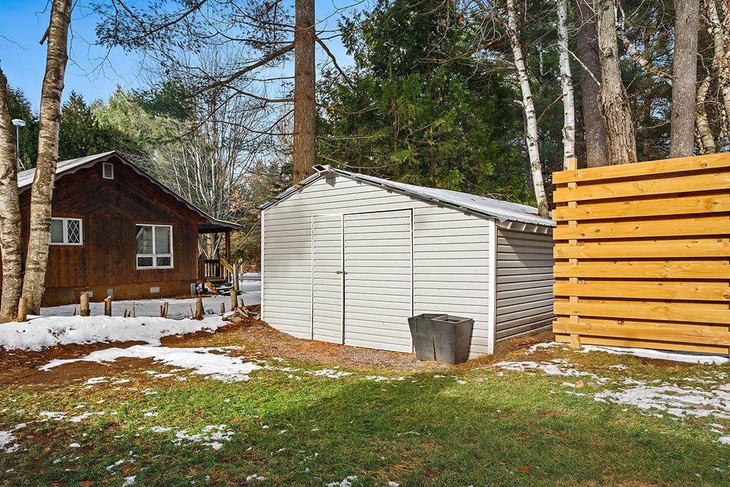 Remise - 6 Murray Hill