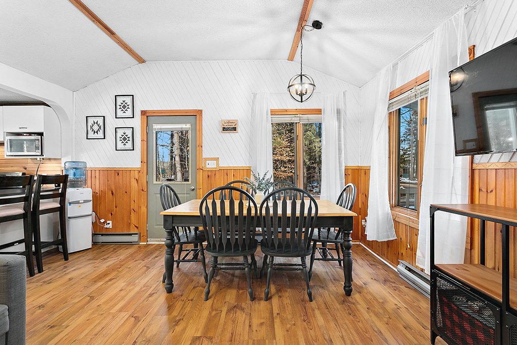 Salle à manger - 4 Murray Hill