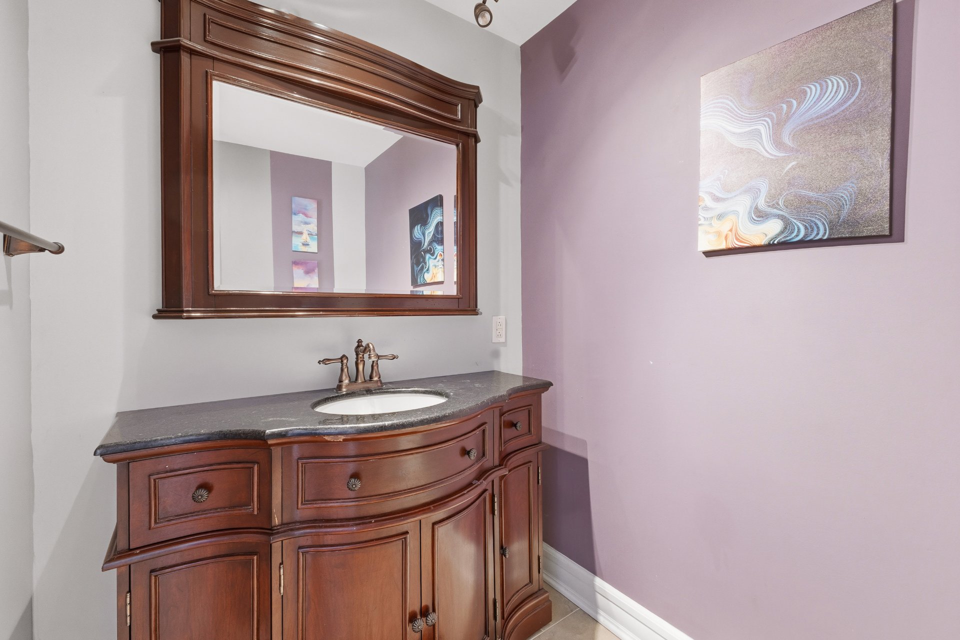 Powder room