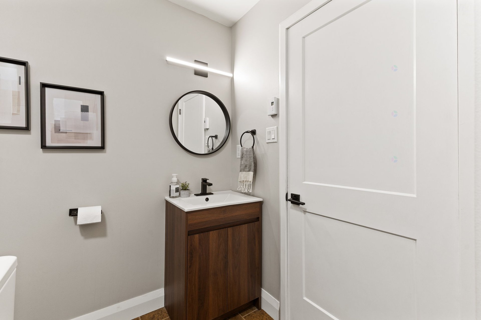 Powder room