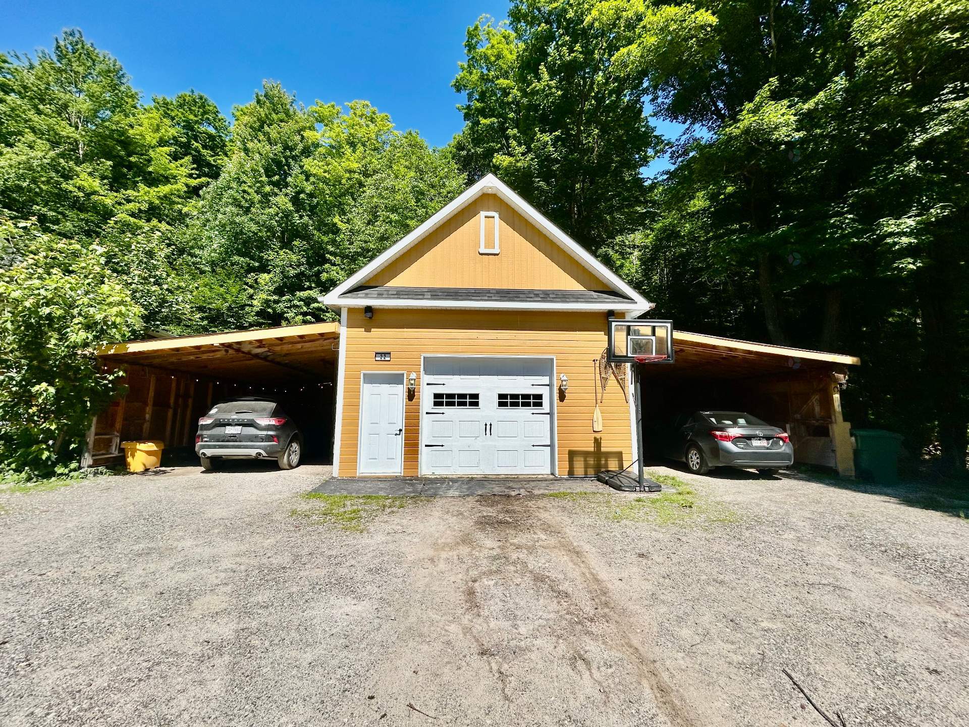Garage