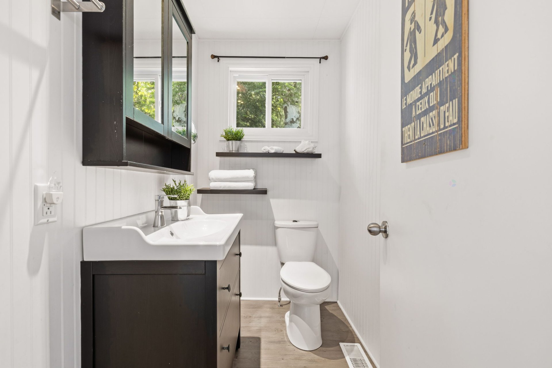 Powder room