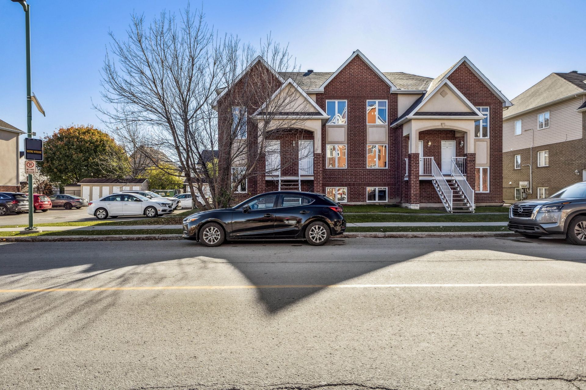 275 Boul. d'Europe 2