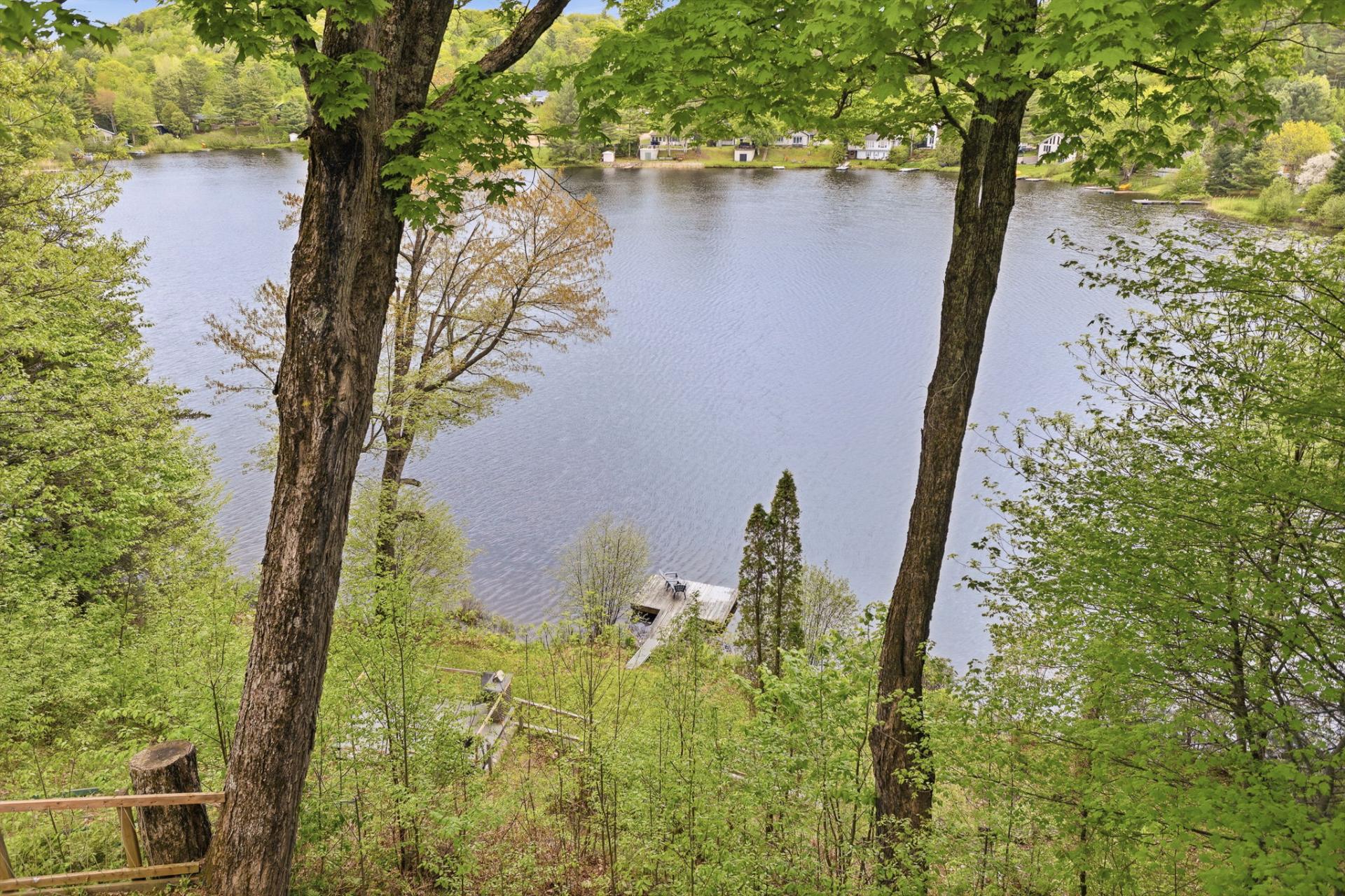 Vue sur l'eau