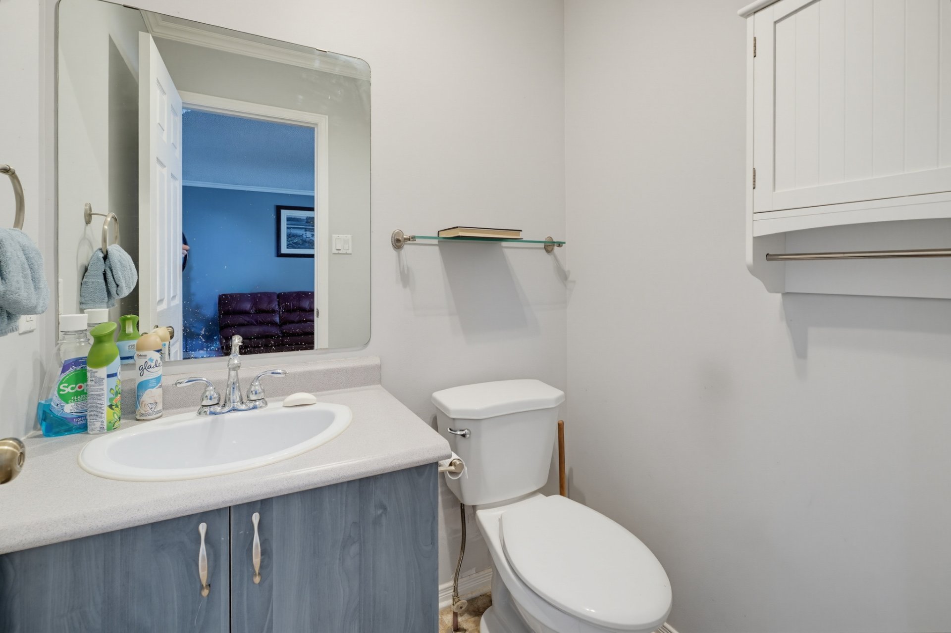 Powder room