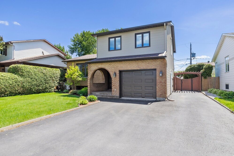 30 Rue de Tadoussac 